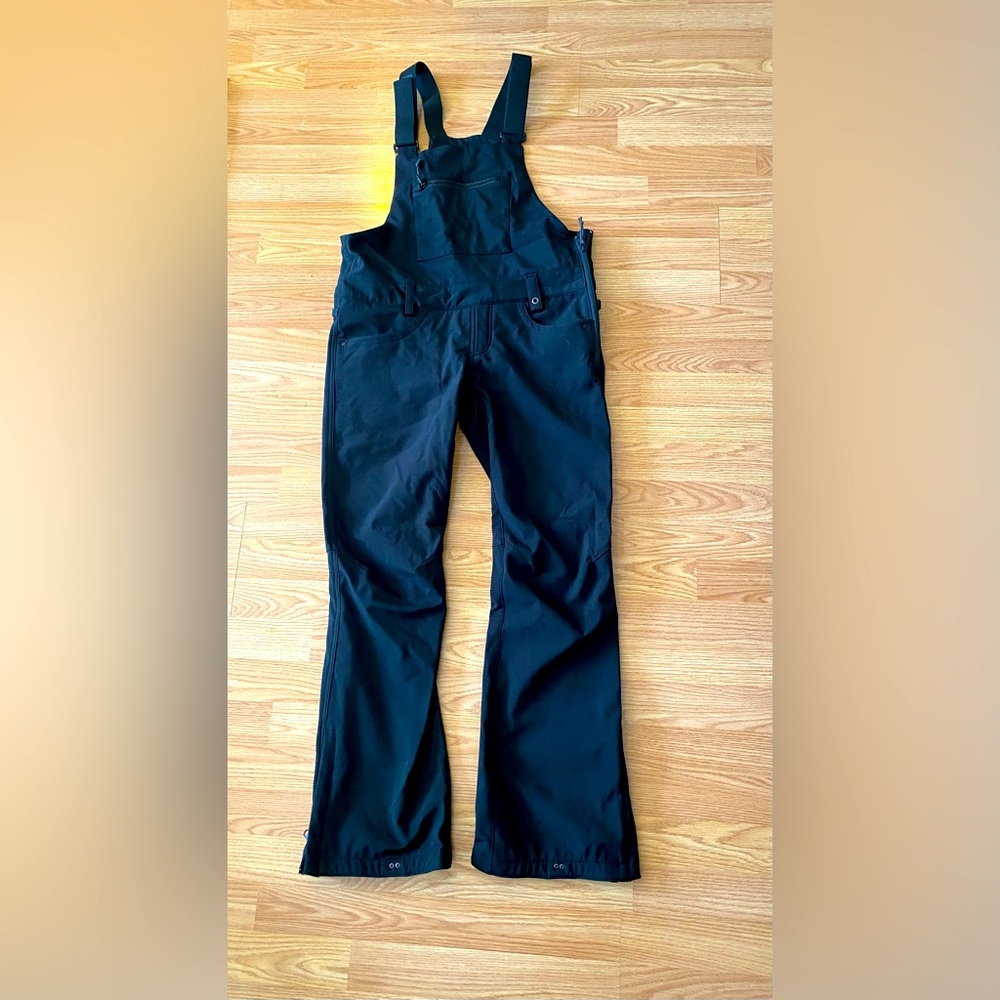 686 womens insulated snowboard overalls